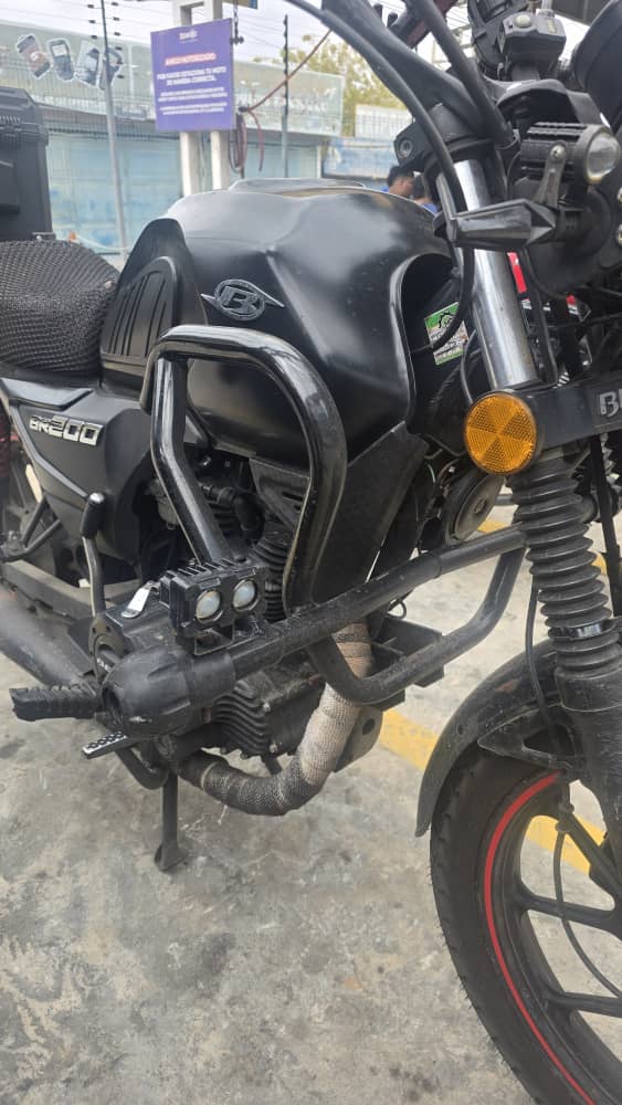 DEFENSA BR 200